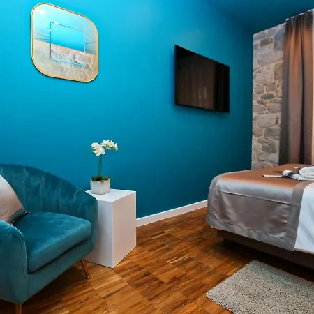 Casa de hóspedes Riva Luxury 4*