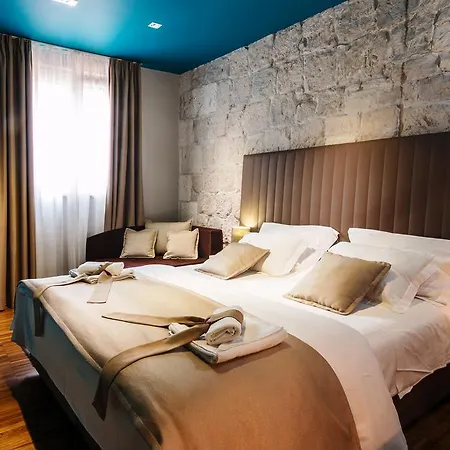 Gasthuis Riva Luxury