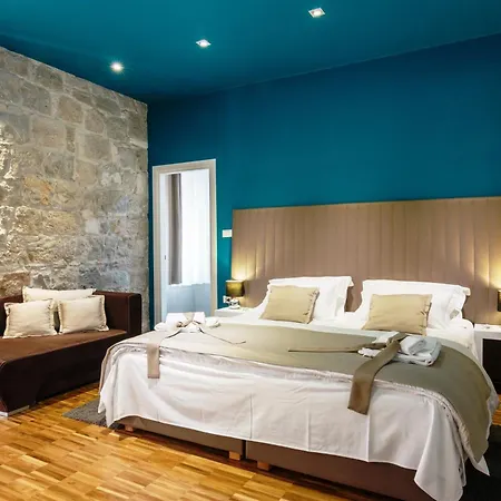 Riva Luxury Vendégház Split