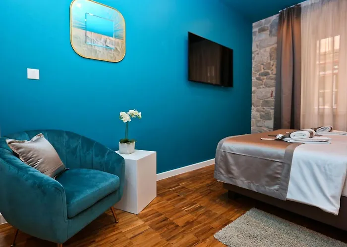 Gostinjska kuća Riva Luxury 4*