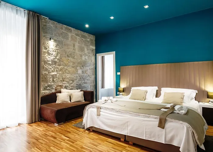 Gostinjska kuća Riva Luxury Split