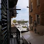 Riva Luxury Pensión