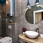 Pensión Riva Luxury 4*