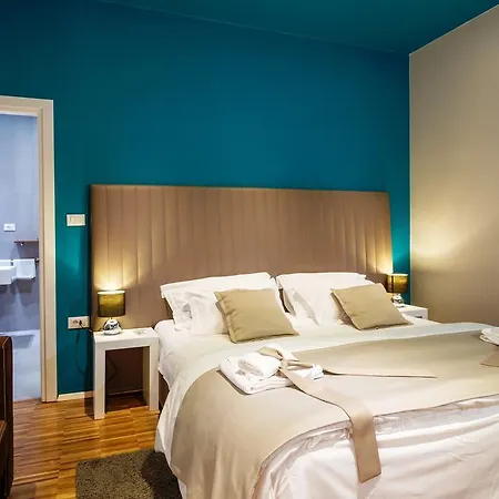 Riva Luxury ספליט