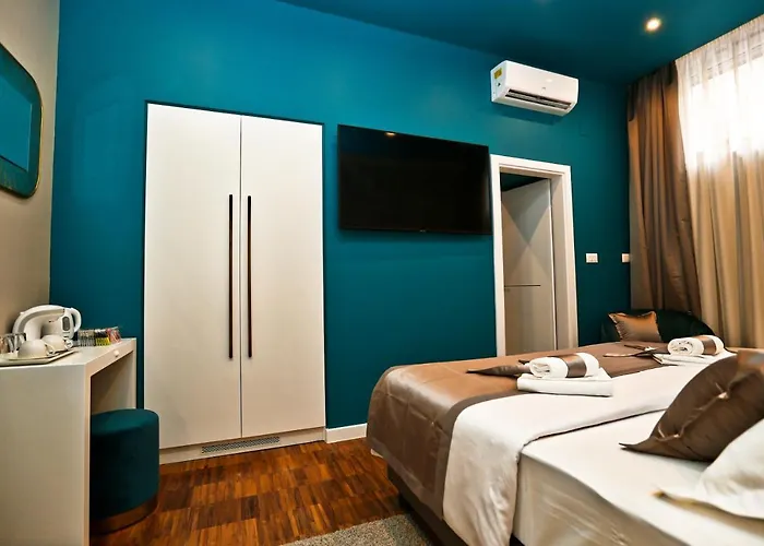 Riva Luxury בית הארחה